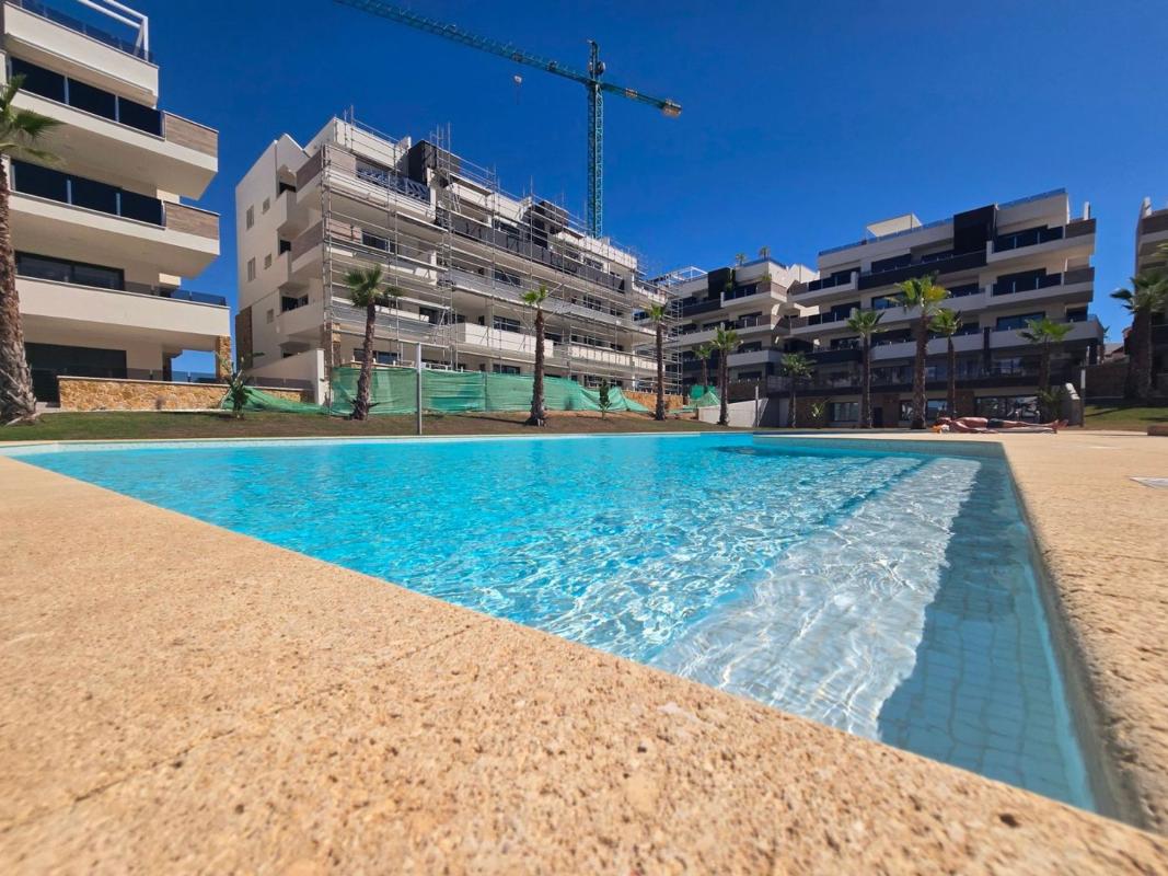 Venta de piso en Piso en Zona Lago - Los Almendros, Orihuela, Orihuela
photo 3