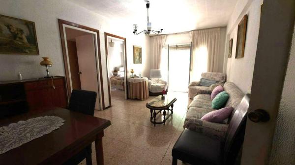 Venta de piso en Piso en Carolinas Altas, Alicante / Alacant, Alicante / Alacant
 photo 1