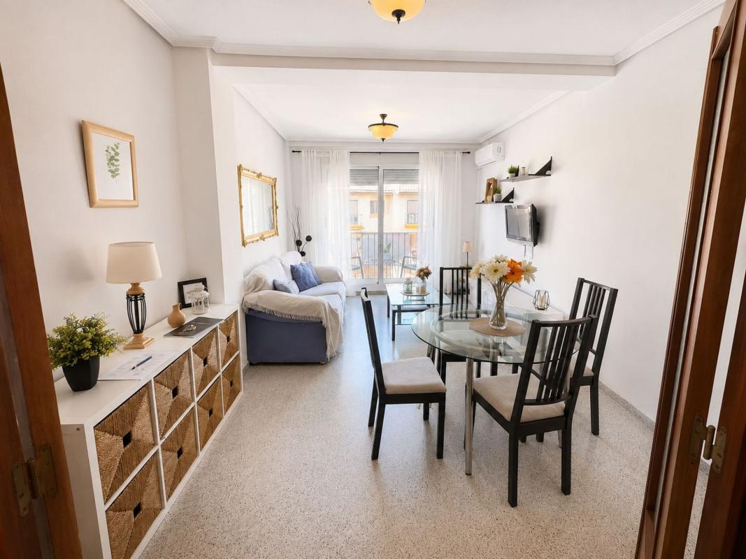 Продажа квартиры на Piso en Calle Juan XXIII, Centro, San Miguel de Salinas, Сан-Мигель-де-Салинас
 photo 2