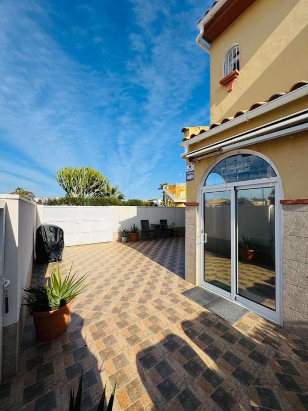 Venta de duplex en Dúplex en La Florida, Orihuela, Orihuela photo 1