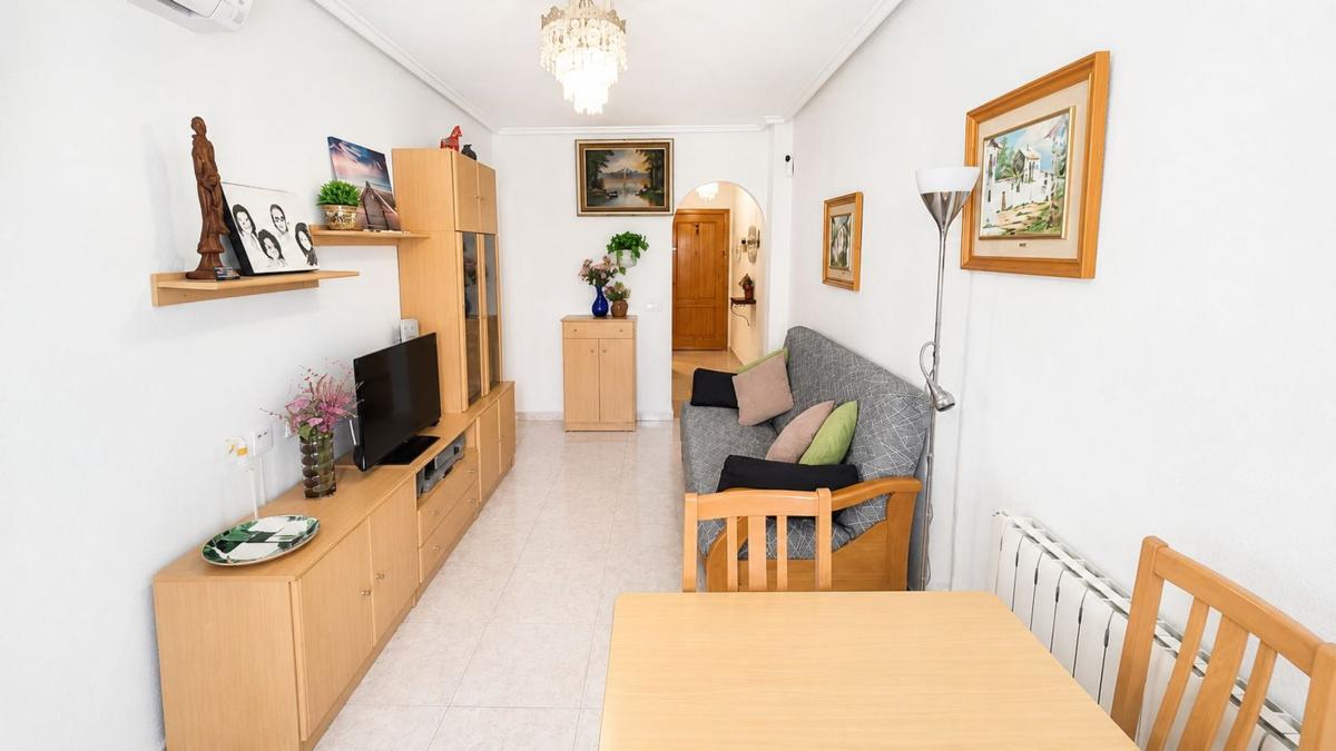 Venta de piso en Piso en Calle Torresal, El Molino, Torrevieja, Torrevieja
photo 2