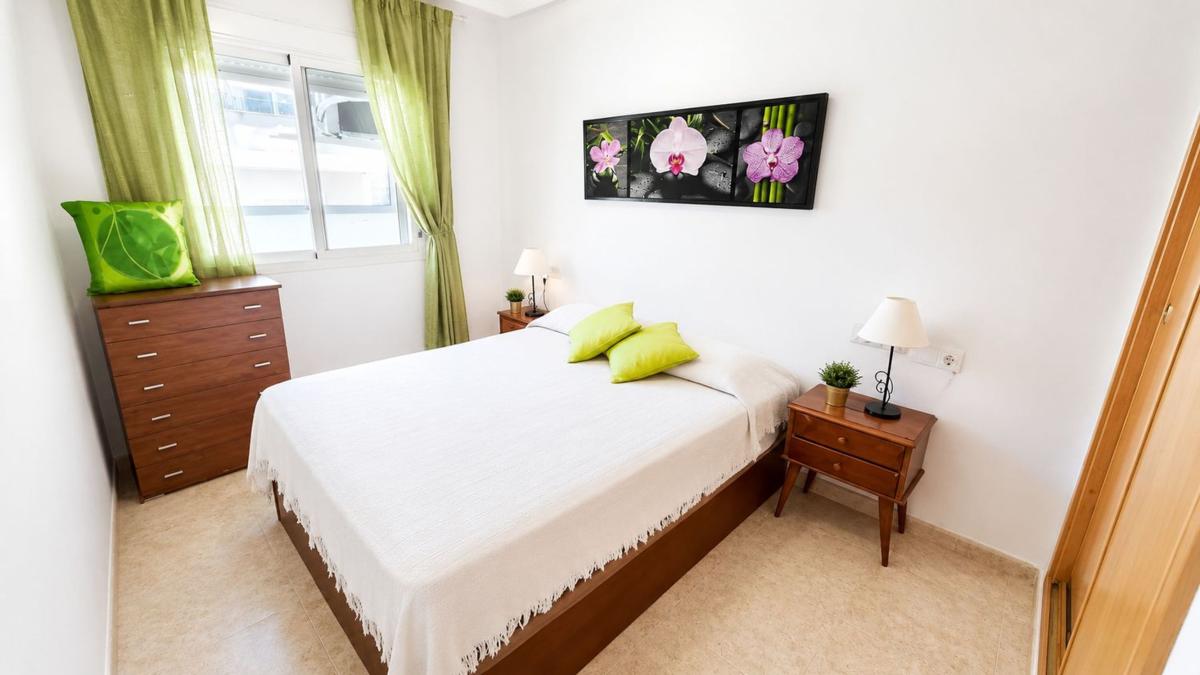 Venta de piso en Piso en Calle Torresal, El Molino, Torrevieja, Torrevieja
photo 4