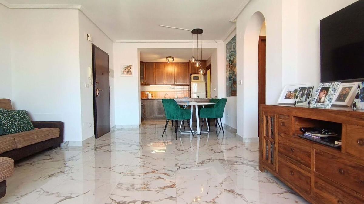 Venta de piso en Piso en Aguas Nuevas, Torrevieja, Torrevieja
photo 2