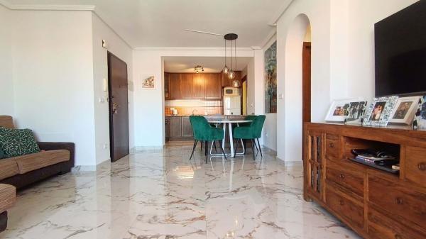 Venta de piso en Piso en Aguas Nuevas, Torrevieja, Torrevieja
 photo 2