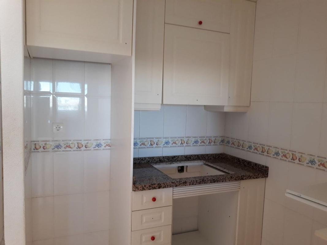 Sale of apartment in Piso en Calle Helena, Torreblanca, Torrevieja, Torrevieja
photo 4