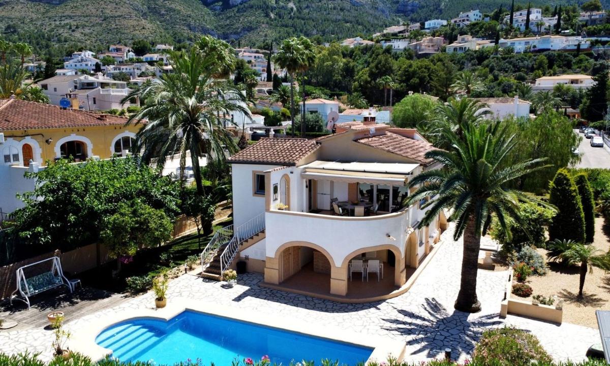 Propiedades en venta y alquiler en España photo 1
