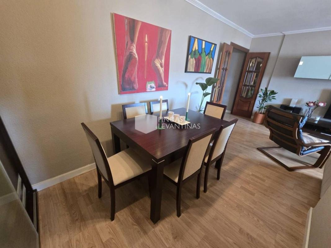 Venta de piso en Piso en Altozano, Alicante / Alacant, Alicante / Alacant
photo 3