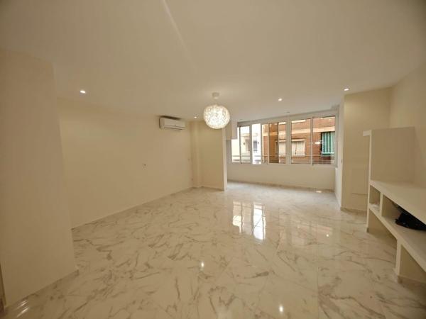 Sale of flat in Piso en Centro - Muelle Pesquero, Torrevieja, Torrevieja
thumbnail 3