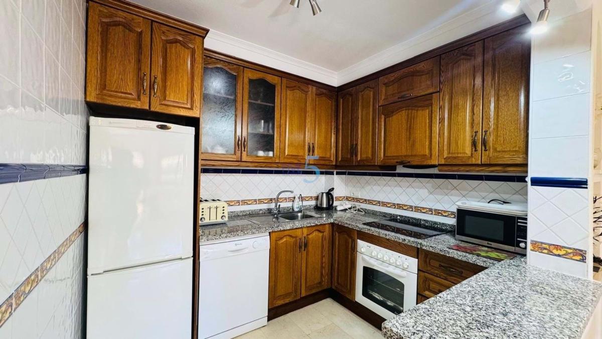 Venta de chalet independiente en Casa o chalet en Villamartín, Orihuela, Orihuela
photo 4