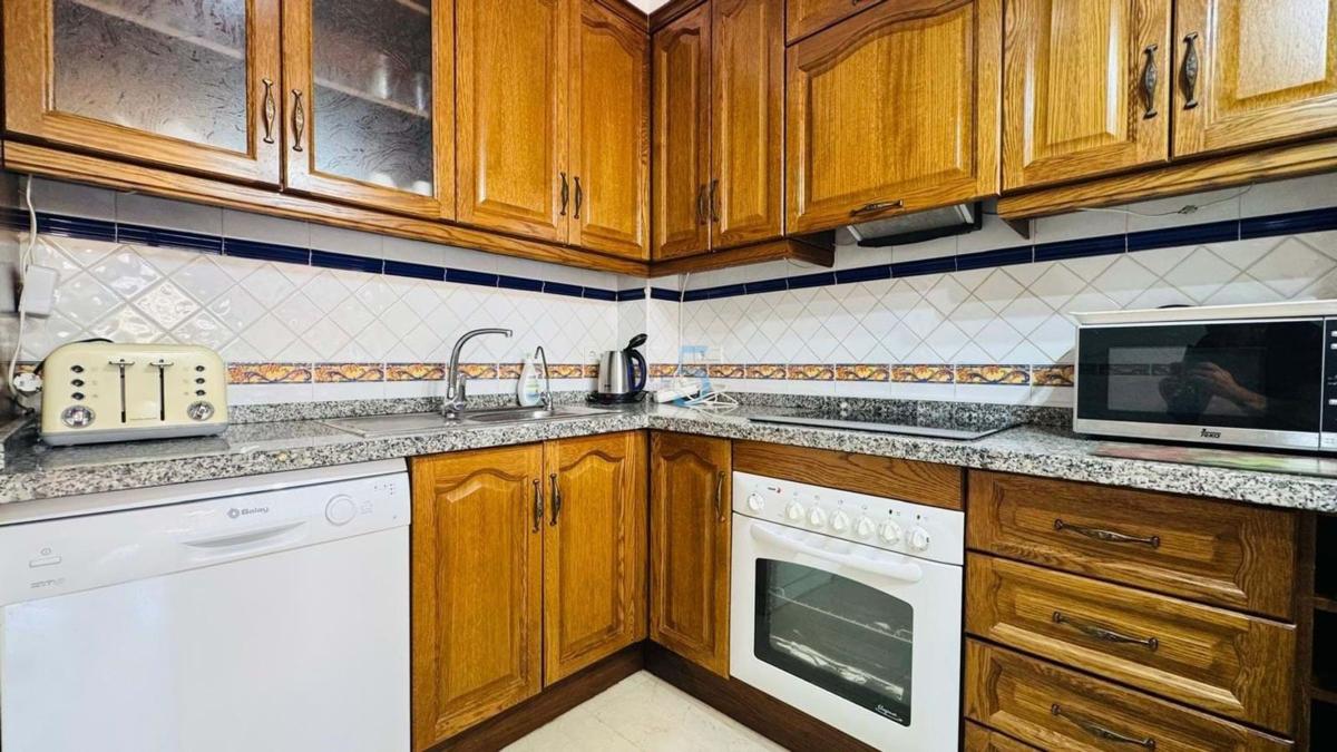 Venta de chalet independiente en Casa o chalet en Villamartín, Orihuela, Orihuela
photo 5