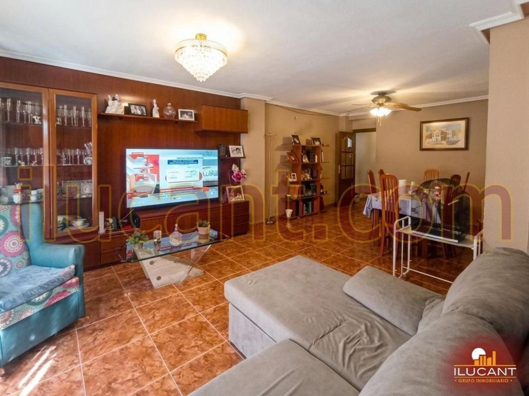 Venta de piso en Piso en Campoamor, Alicante / Alacant, Alicante / Alacant
photo 2