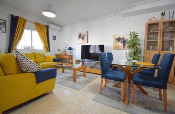 Chalet pareado en Playa Flamenca, Orihuela photo 4