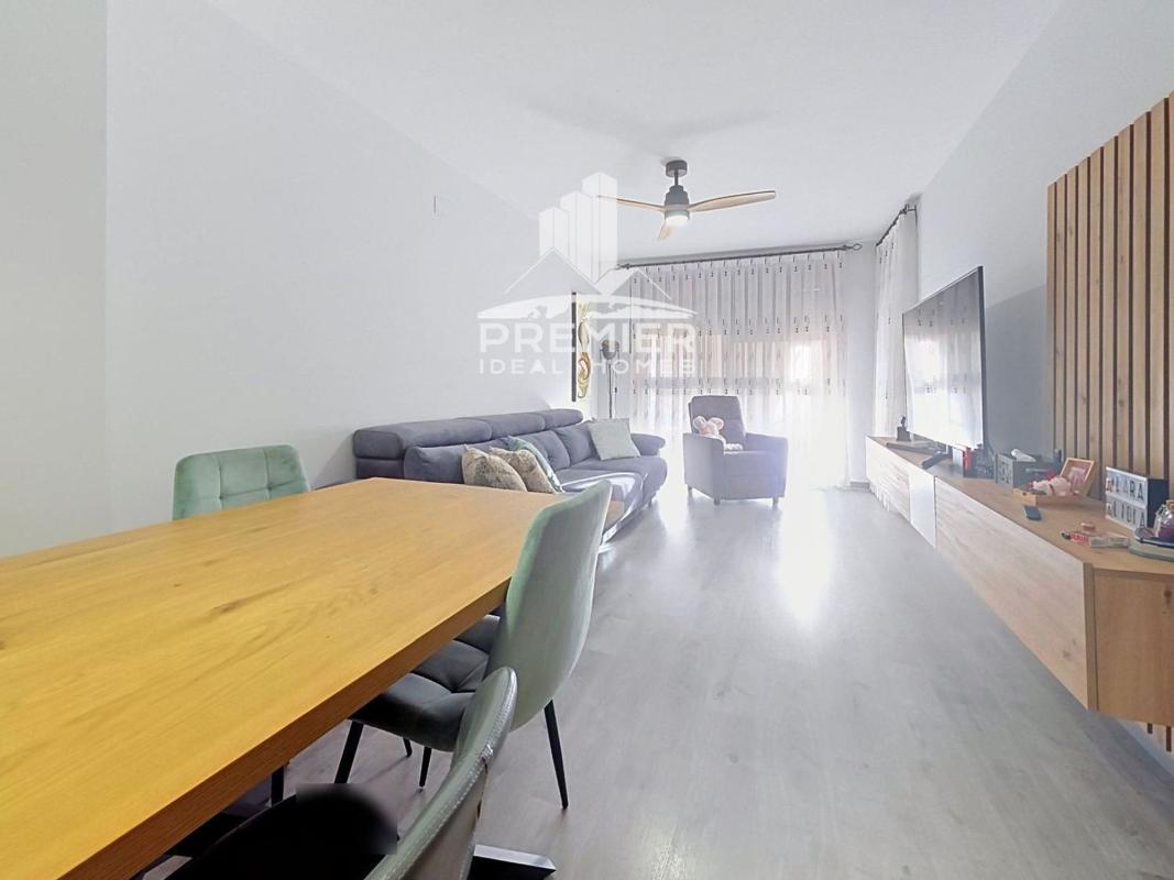 Venta de piso en Piso en Calle Elx, Petrer, Petrer
photo 4