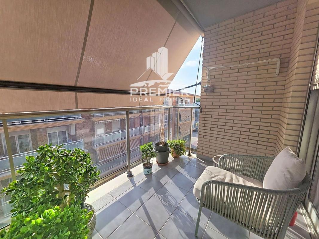 Venta de piso en Piso en Calle Elx, Petrer, Petrer
photo 5