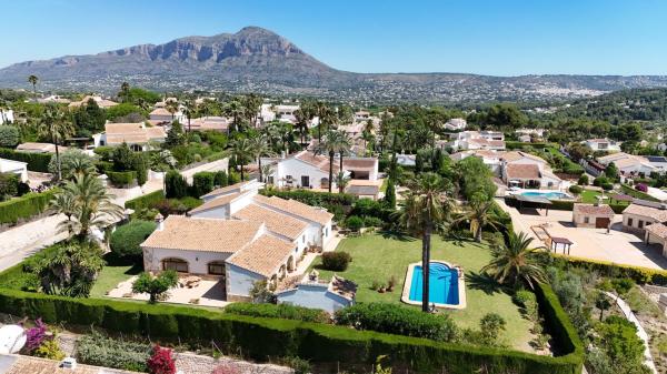 Casa o chalet independiente en Calle Lluca, 62, La Lluca - La Tarraula, Jávea/Xàbia thumbnail 1