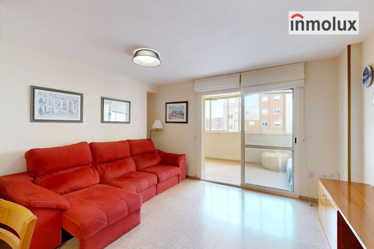 Venta de piso en Piso en Avenida Esportista Miriam Blasco, La Albufereta, Alicante / Alacant, Alicante / Alacant
photo 3