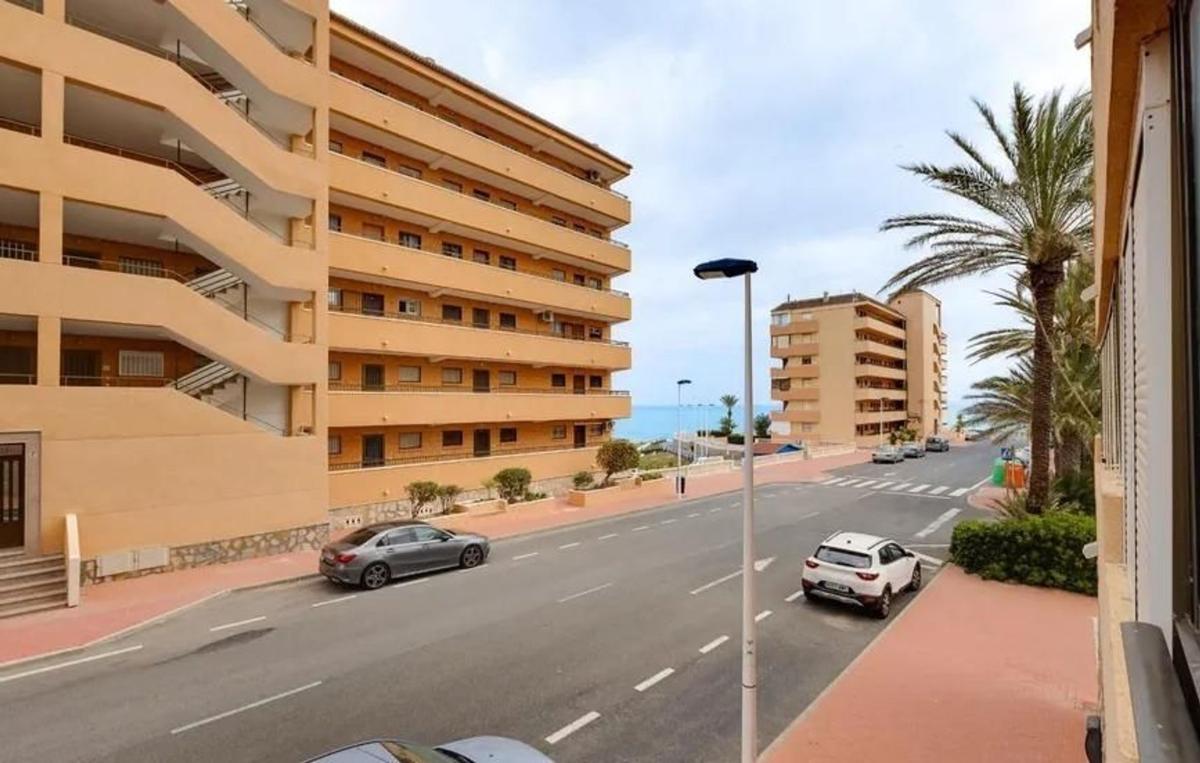 Sprzedaż mieszkania w Piso en Calle del Cabo, 4 D, Cabo Cervera, Torrevieja, Torrevieja
 photo 5