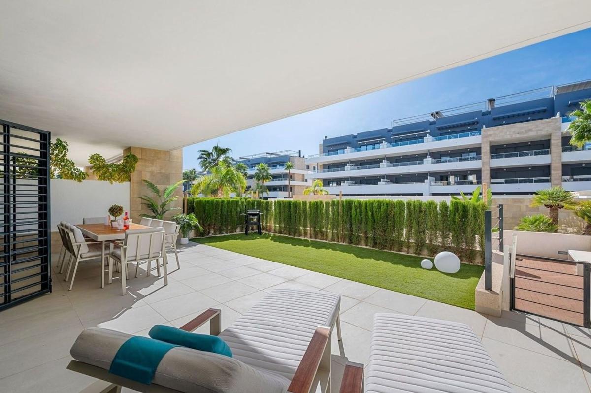 Venta de piso en Piso en Calle Pablo Picasso s/n, Playa Flamenca, Orihuela, Orihuela
photo 5