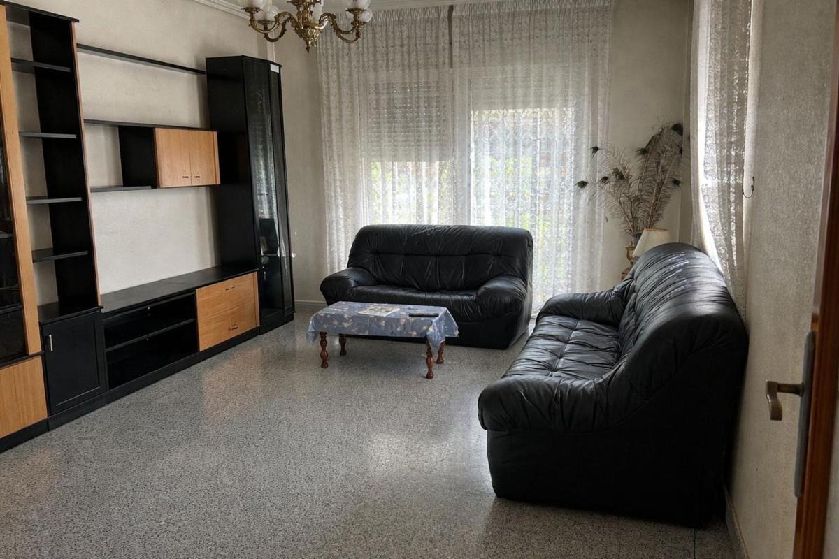 Properties for sale and rent in Spain photo 3