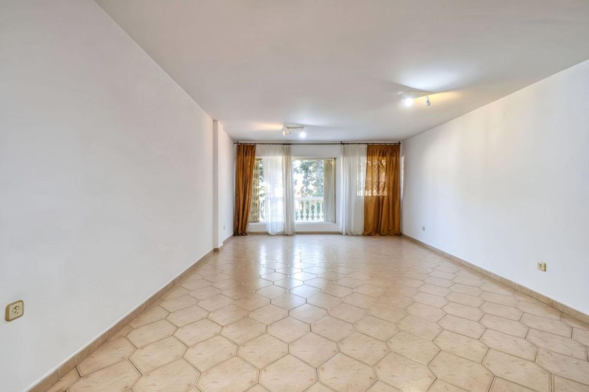 Venta de piso en Piso en Calle Sant Bartomeu, Campello Playa, El Campello, El Campello
photo 4