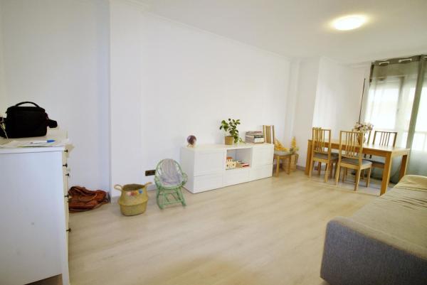 Venta de piso en Piso en Reina Victoria-Miguel Hernández, Elche / Elx, Elche / Elx
 photo 1