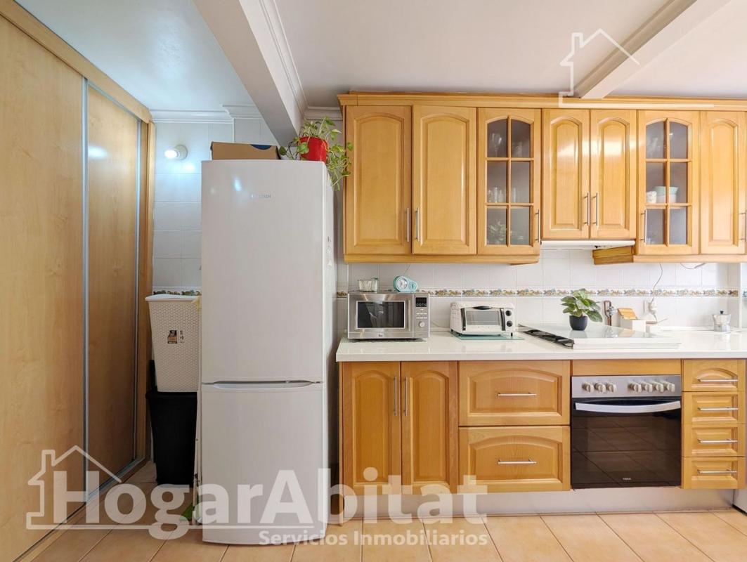 Venta de piso en Piso en Calle Elda, Carolinas Bajas, Alicante / Alacant, Alicante / Alacant
photo 5