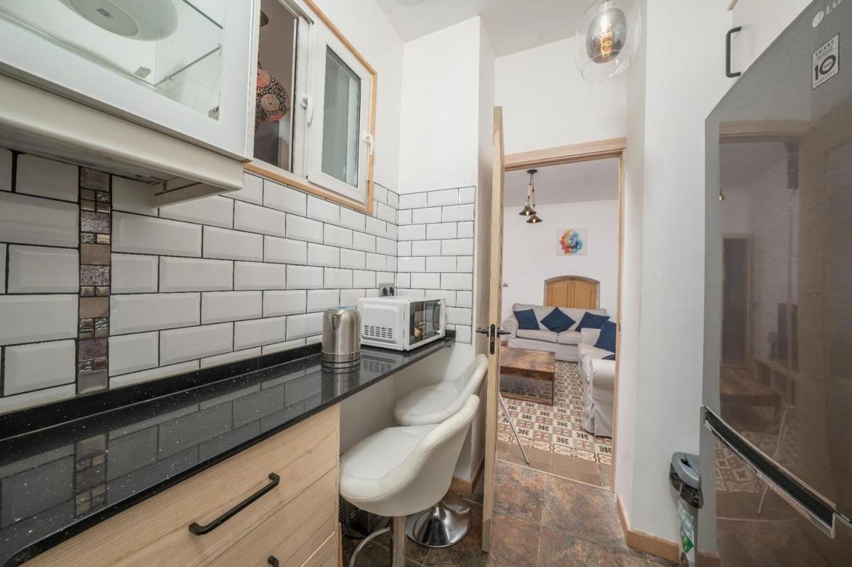 Venta de piso en Piso en Calle del Pozo, San Antón, Alicante / Alacant, Alicante / Alacant
 photo 3