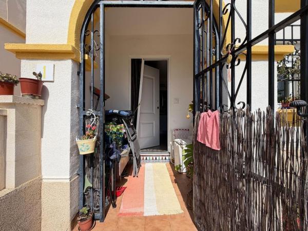 Продажа квартиры на Piso en Calle los Rosales, 13, Blue Lagoon - Galán, San Miguel de Salinas, Сан-Мигель-де-Салинас
 photo 4
