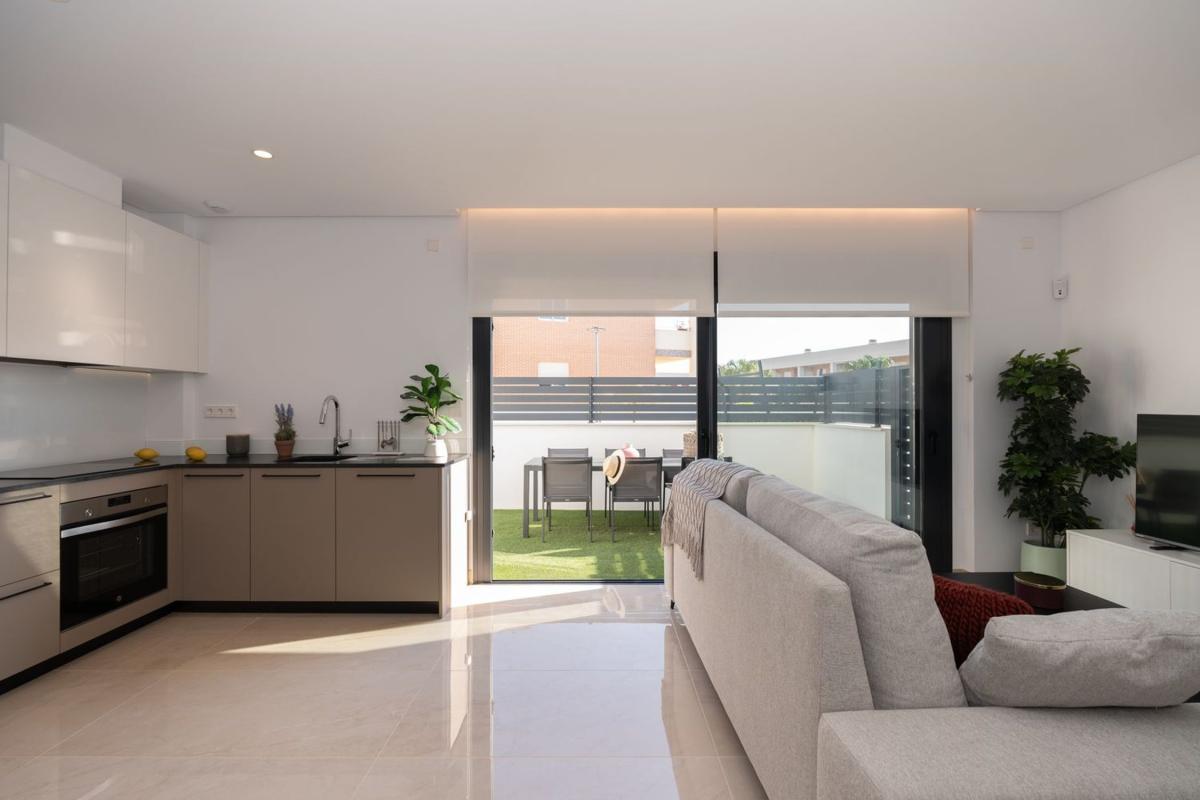 Недвижимость на продажу и в аренду в Испании photo 5