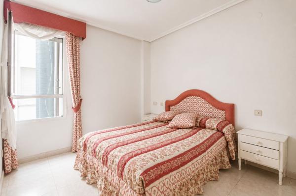 Продажа квартиры на Piso en Calle Alfonso XII, Puerto, Santa Pola, Санта Пола
thumbnail 2
