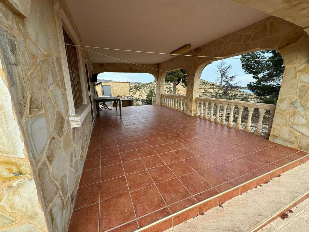 Properties for sale and rent in Spain photo 1