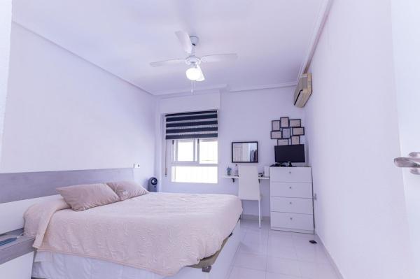 Дуплекс на продажу в Dúplex en Calle Bergantin, Playa del Cura, Torrevieja, Торревьеха photo 3