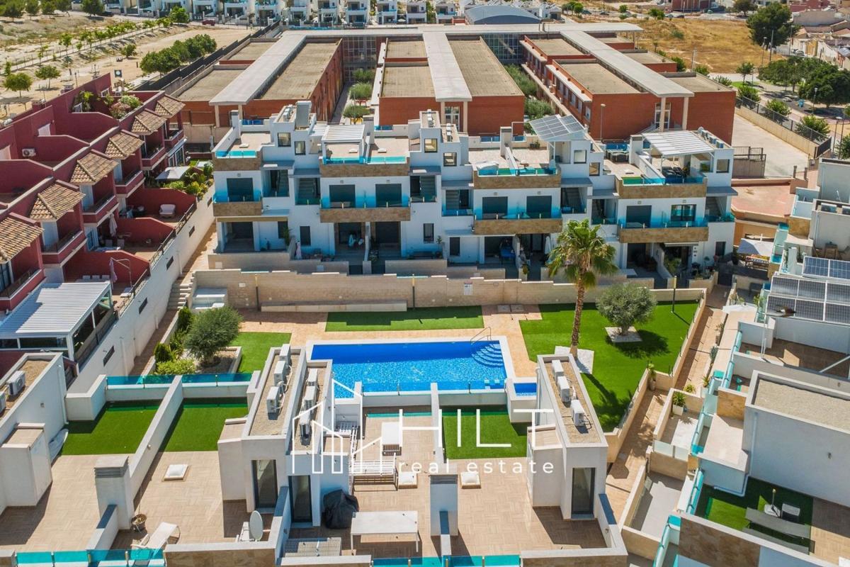 Propiedades en venta y alquiler en España photo 1