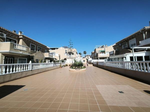 Продажа квартиры на Piso en Torreblanca, Torrevieja, Торревьеха
thumbnail 2