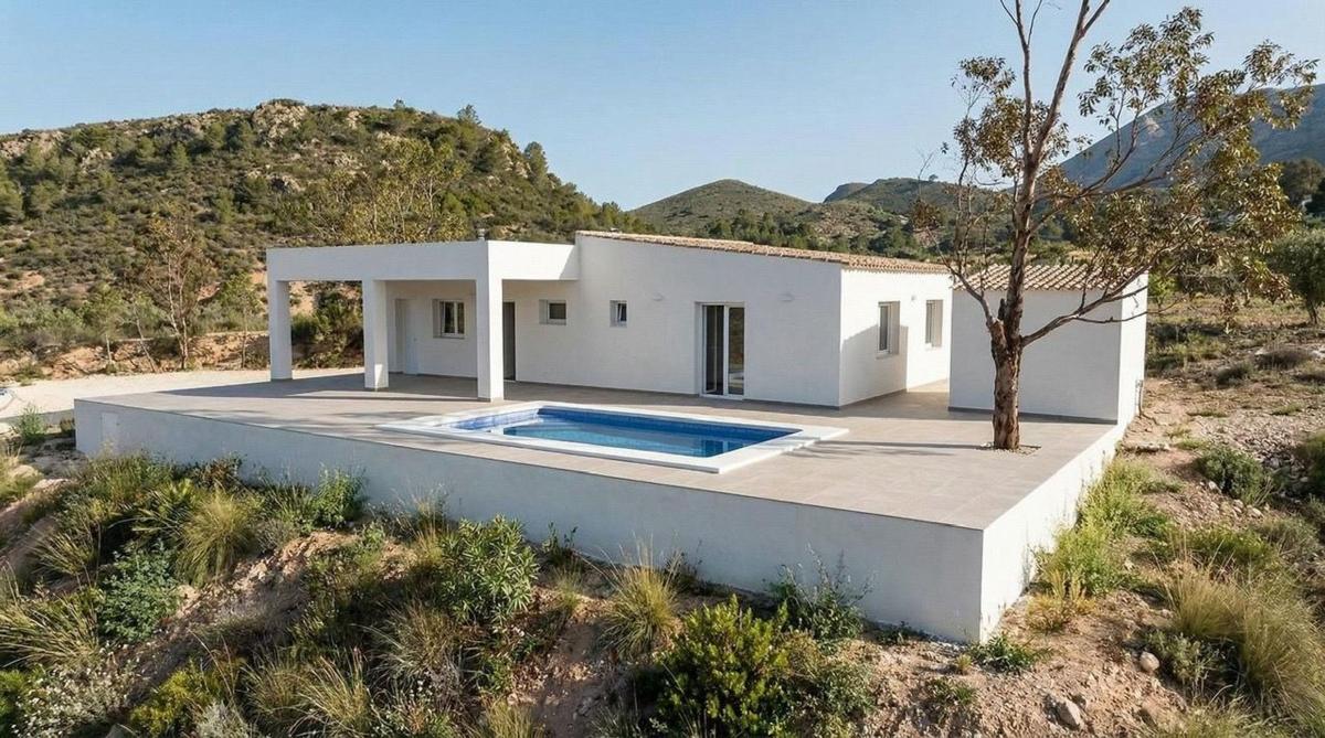 Propiedades en venta y alquiler en España photo 1