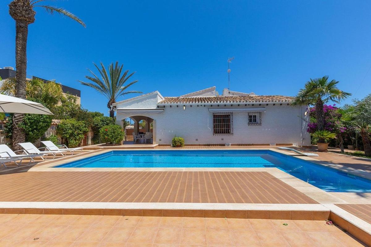 Propiedades en venta y alquiler en España photo 1