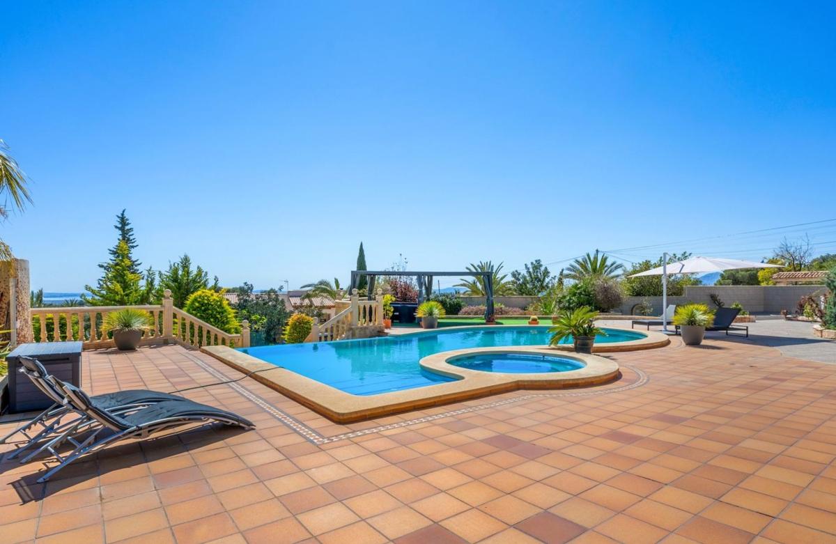 Properties for sale and rent in Spain photo 1