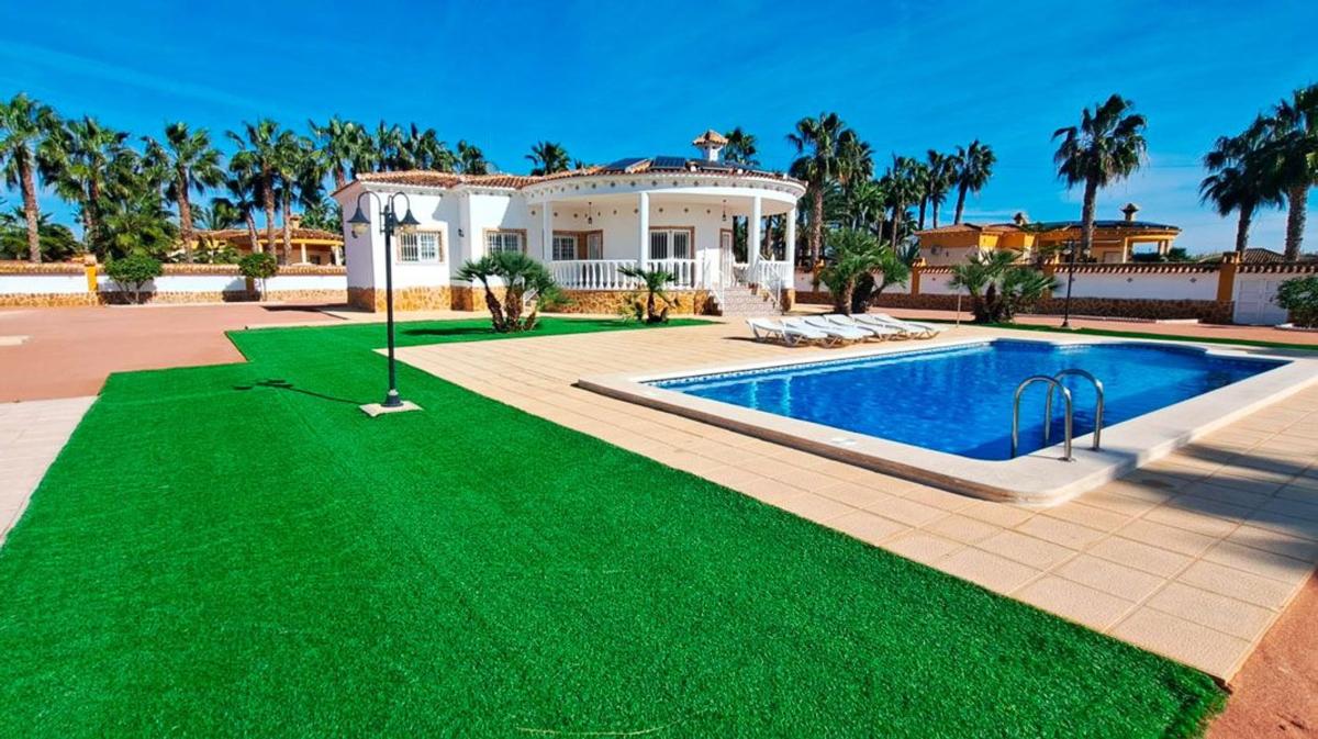 Properties for sale and rent in Spain photo 1