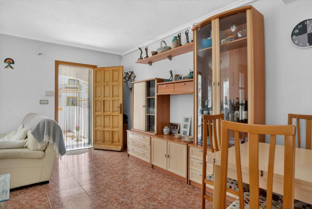 Propiedades en venta y alquiler en España photo 3