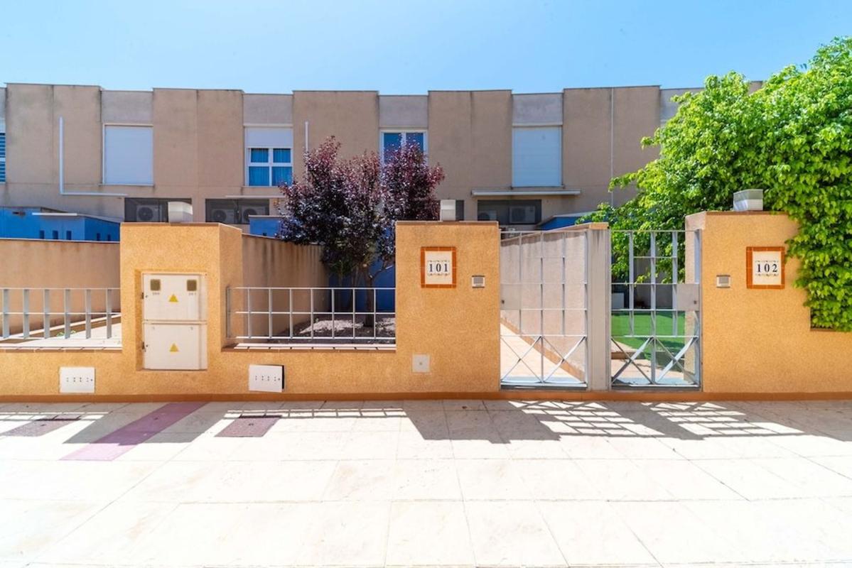 Properties for sale and rent in Spain photo 3