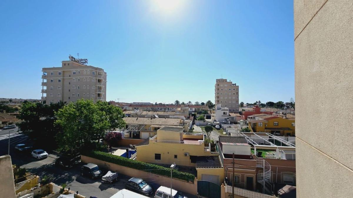 Venta de piso en Piso en Calle Joven Pura, Nueva Torrevieja, Torrevieja, Torrevieja
 photo 5