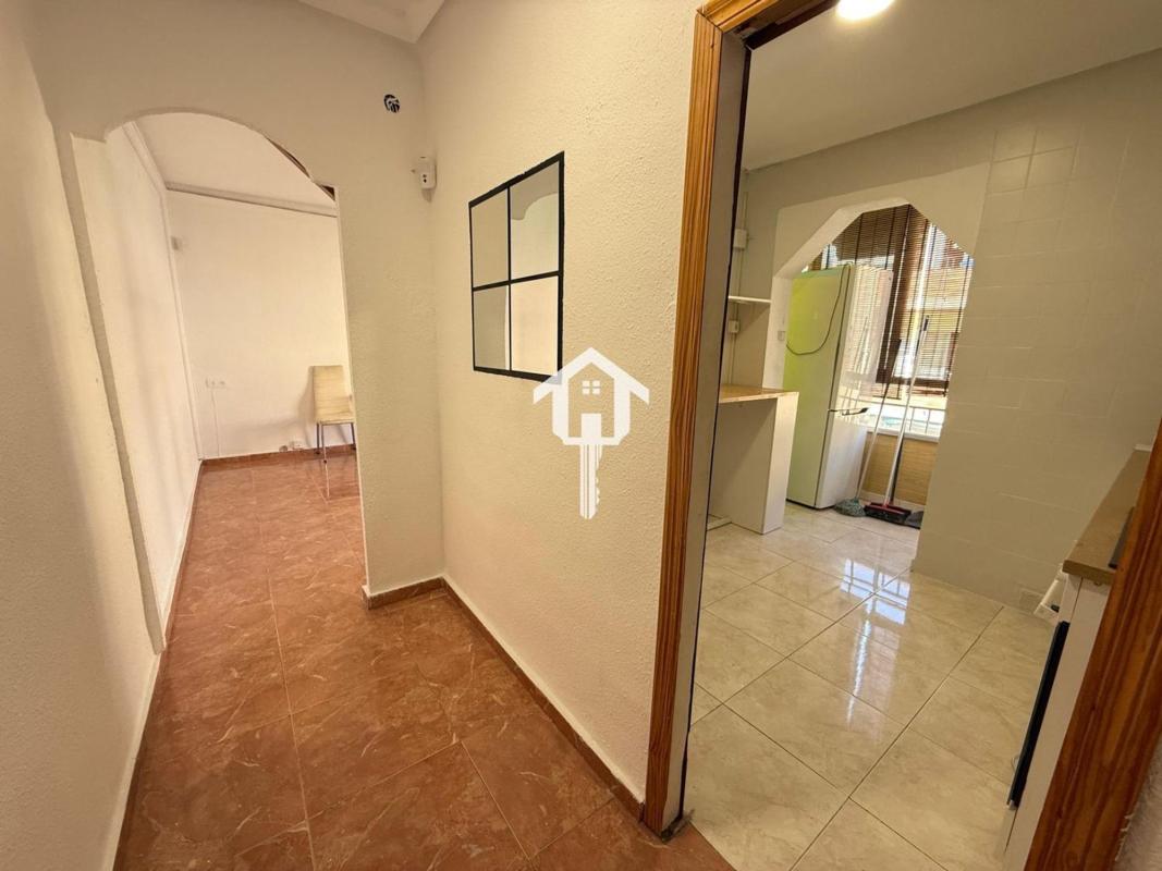 Venta de duplex en Dúplex en Calle Huelva, Virgen del Remedio - Parque lo Morant, Alicante / Alacant, Alicante / Alacant photo 3