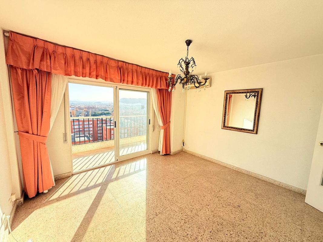 Venta de piso en Piso en Glorieta Poeta Vicente Mójica, Santo Domingo, Alicante / Alacant, Alicante / Alacant
 photo 5