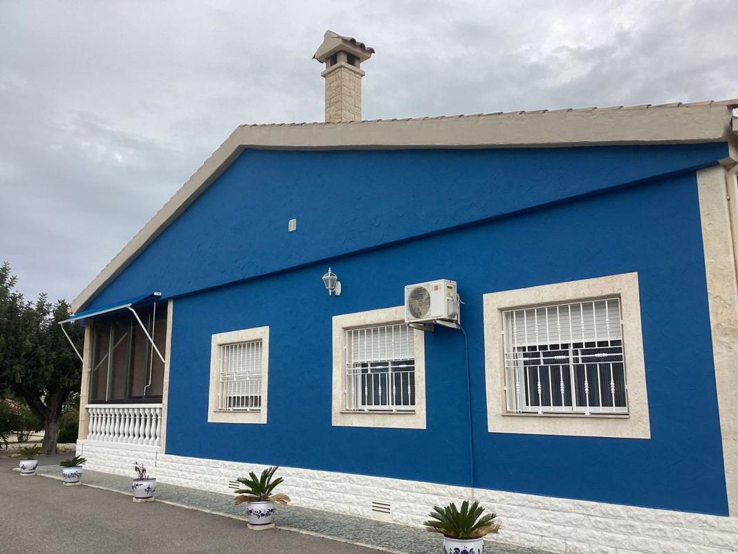 Propiedades en venta y alquiler en España photo 1