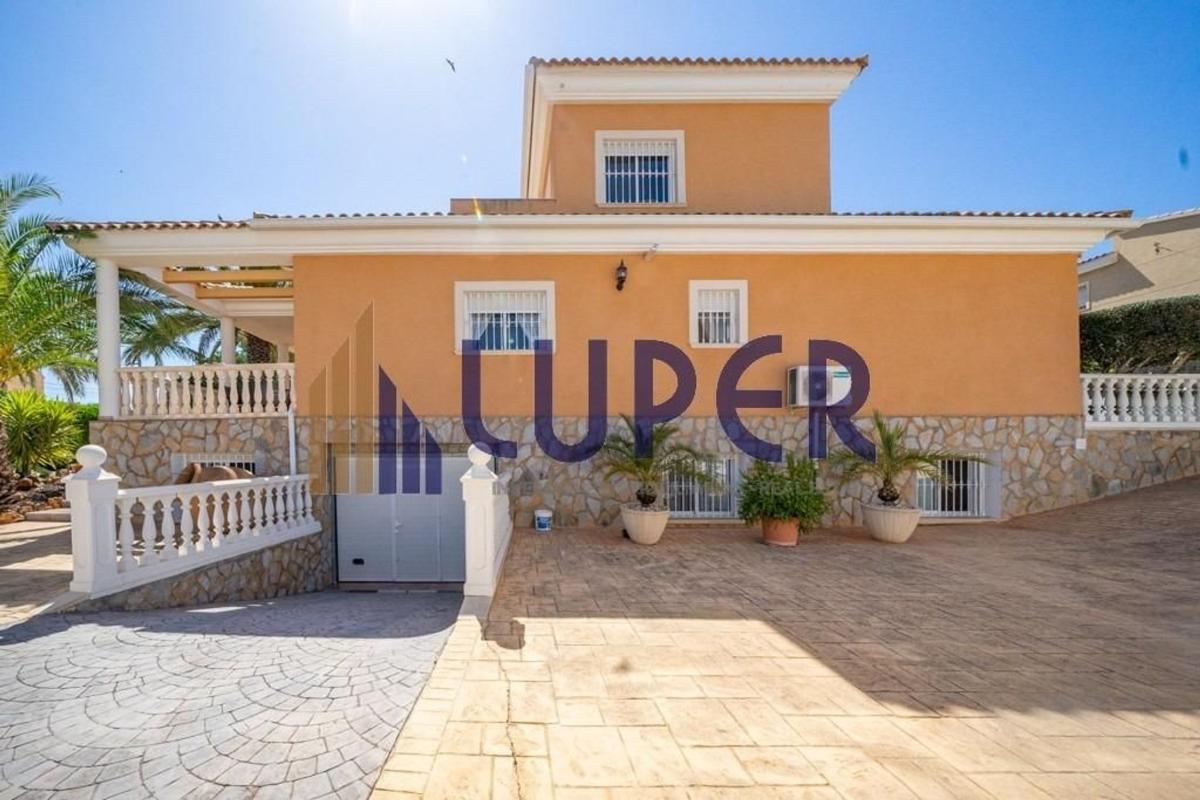 Propiedades en venta y alquiler en España photo 4