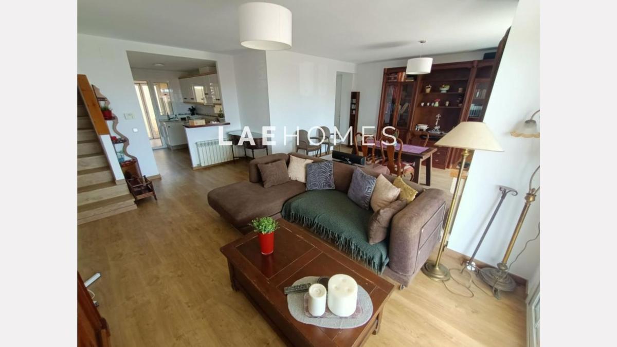 Недвижимость на продажу и в аренду в Испании photo 3