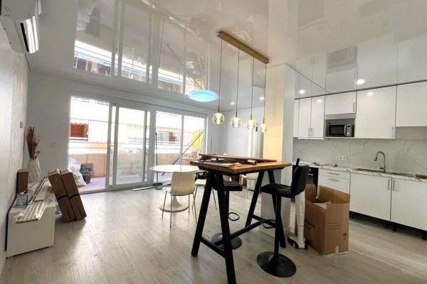 Продажа квартиры на Piso en Avenida Doctor Gregorio Marañón, 70, El Acequión, Torrevieja, Торревьеха
 photo 1