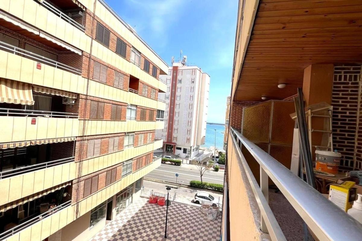 Продажа квартиры на Piso en Avenida Doctor Gregorio Marañón, 70, El Acequión, Torrevieja, Торревьеха
photo 5