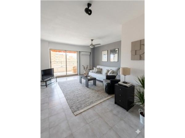 Venta de piso en Piso en Calle Zeus, La Albufereta, Alicante / Alacant, Alicante / Alacant
photo 1