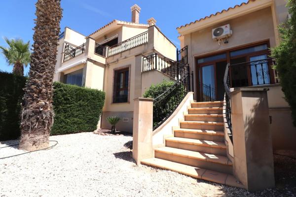 Chalet adosado en Calle Almoradí, Algorfa photo 1